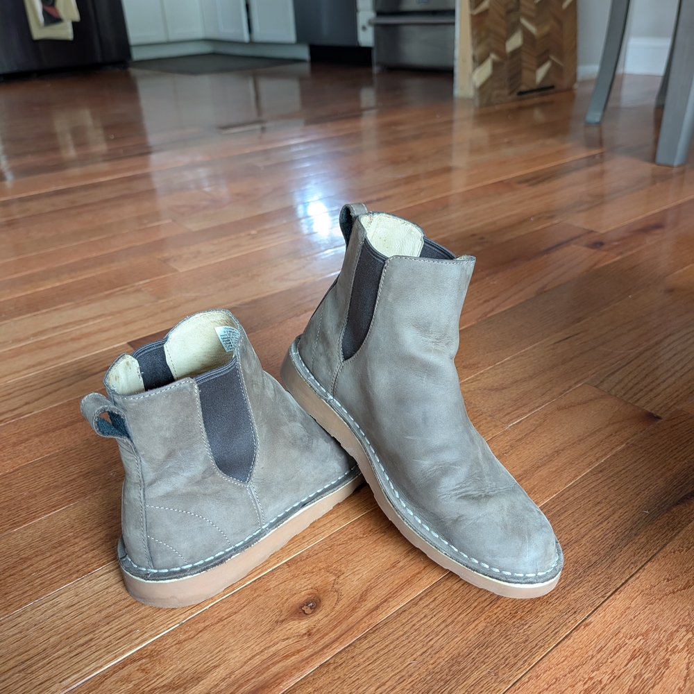 L.L. Bean Women's Stonington Leather Boots 9.5